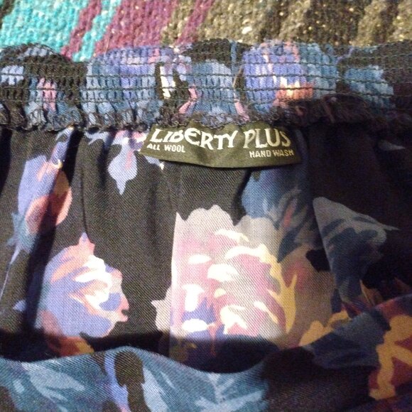 Vintage Liberty Wool Floral Skirt L/XL Cottagecore Dark Academia Made in England - Picture 7 of 8